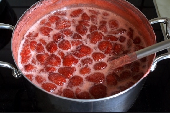 Strawberry jam recipe super simple!