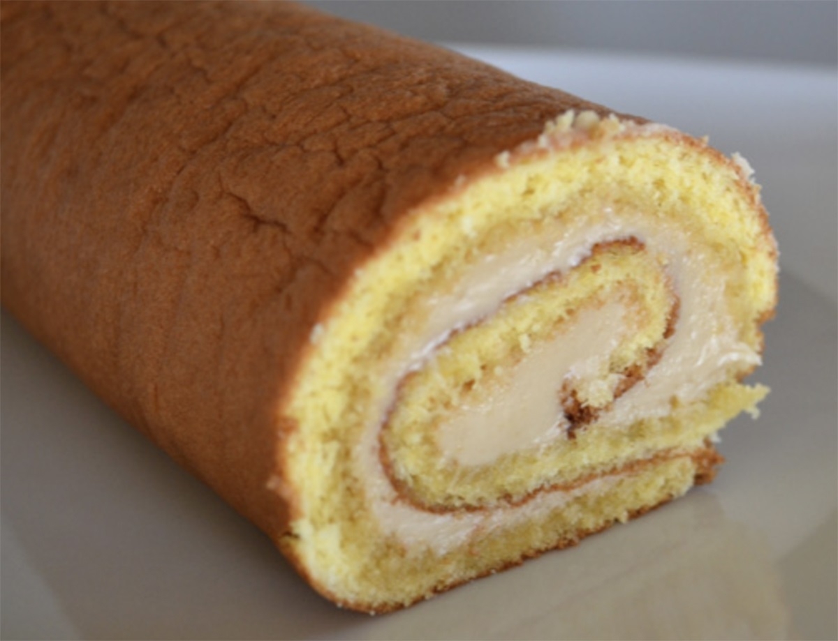 Recipe: Cake rolled with sugar cream.